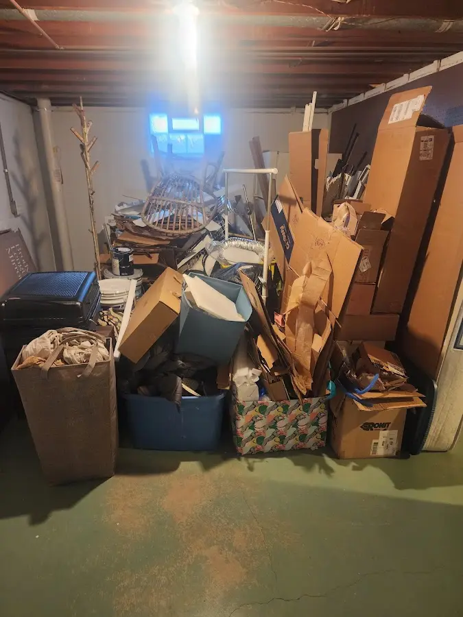 Roll-off dumpster container at job site for 4 Yard Dumpster Rental in Scottsdale